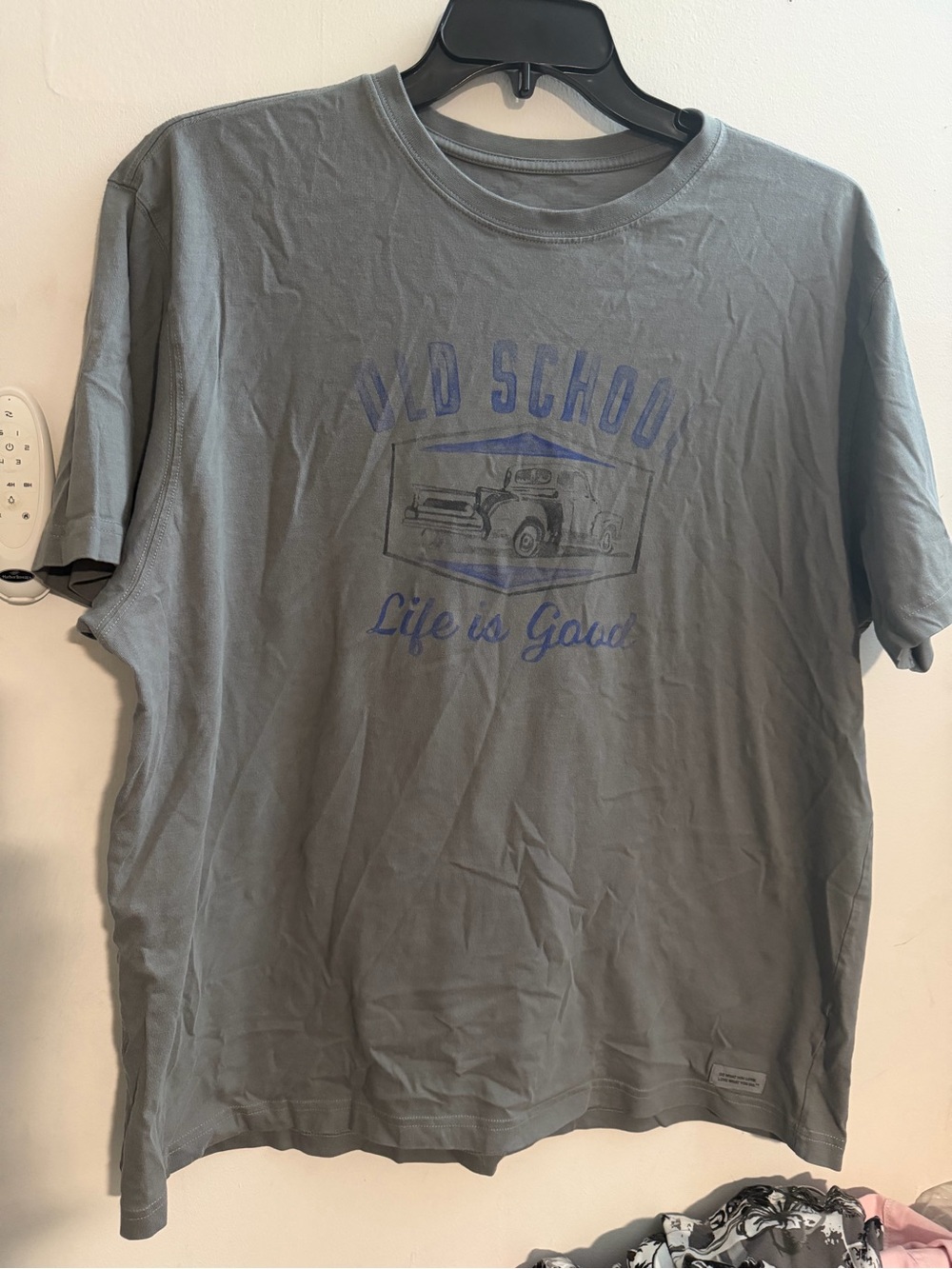 Life is Good Men's XL Old School Truck Graphic Crusher Tee Grey Vintage Cotton